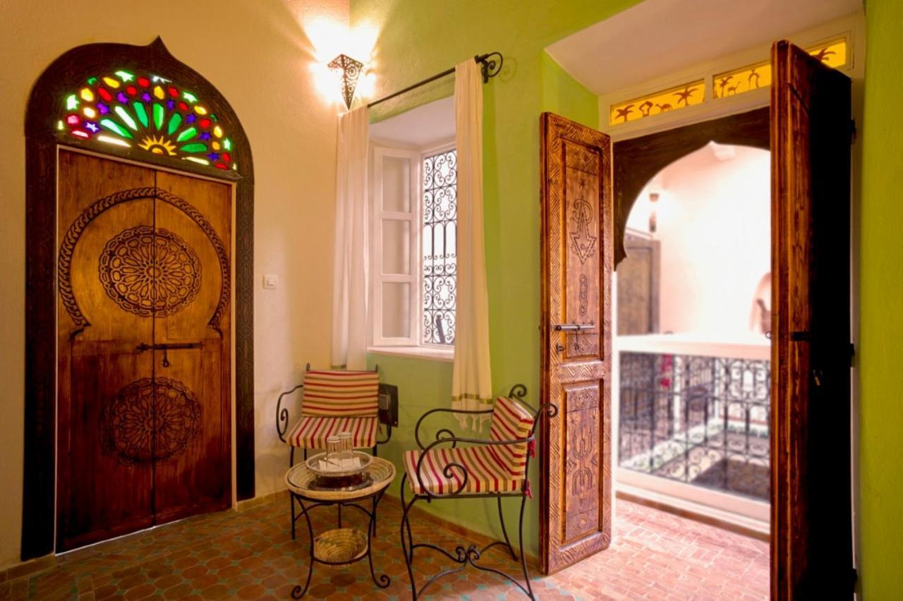 Riad Laylati Hotel Szavíra Kültér fotó